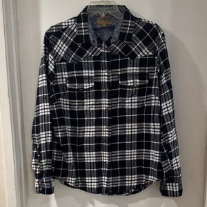 Classic Black and White Plaid Button-Down Shirt